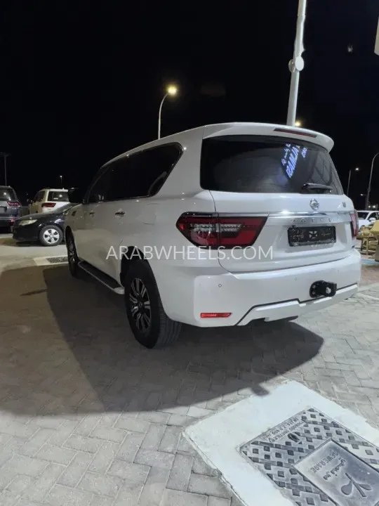 Nissan Patrol 2021 for Sale in Abu Dhabi Image-4