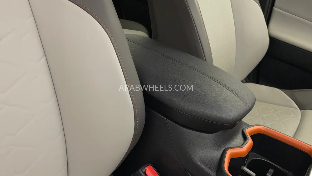 Toyota Rav4 2024 for Sale in Dubai Image-39