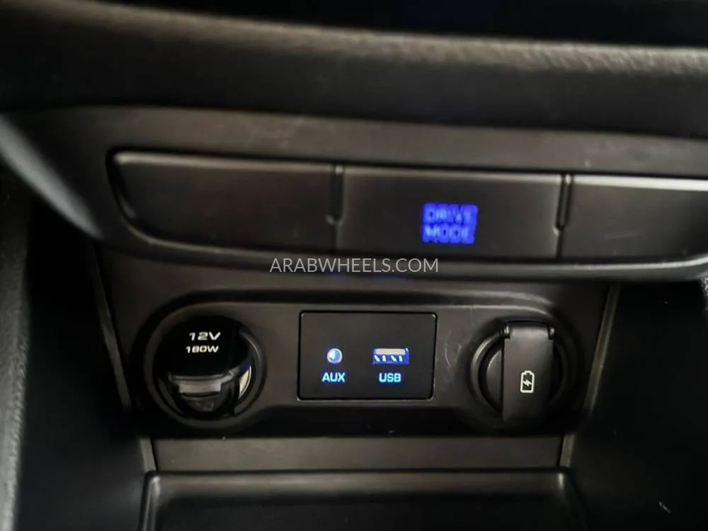 Hyundai Accent 2021 for Sale in Sharjah Image-12