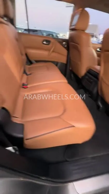 Nissan Patrol 2015 for Sale in Sharjah Image-29
