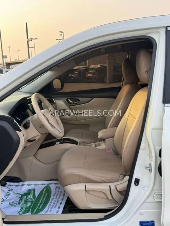 Nissan X-Trail 2017 for Sale in Sharjah Image-13