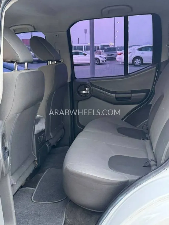 Nissan Xterra 2012 for Sale in Sharjah Image-11