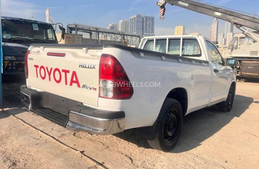 تويوتا هايلوكس 2019 for Sale in دبي Image-8