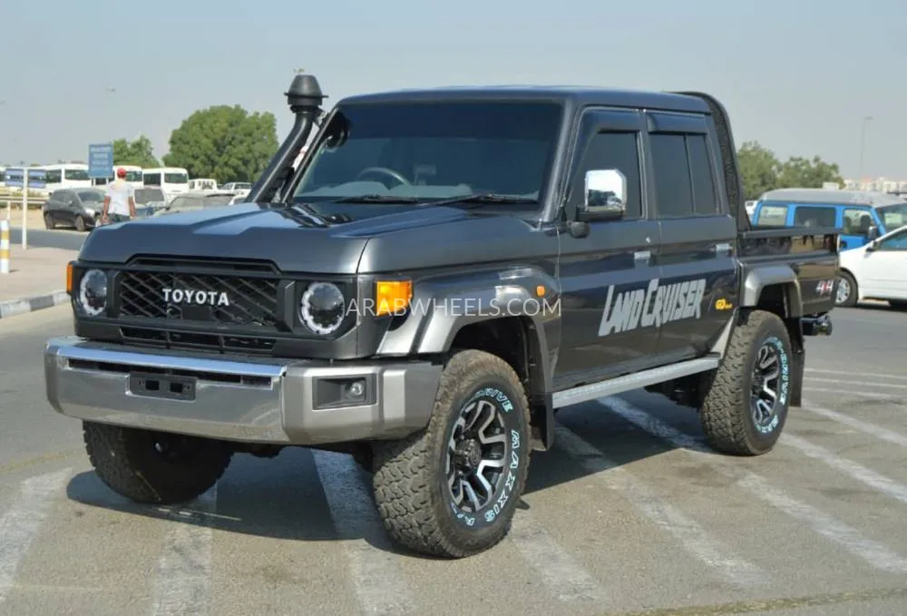 تويوتا لاند كروزر 70 سيريز 2019 for Sale in دبي Image-2