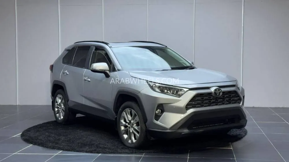 Toyota Rav4 2019 for Sale in Dubai Image-2