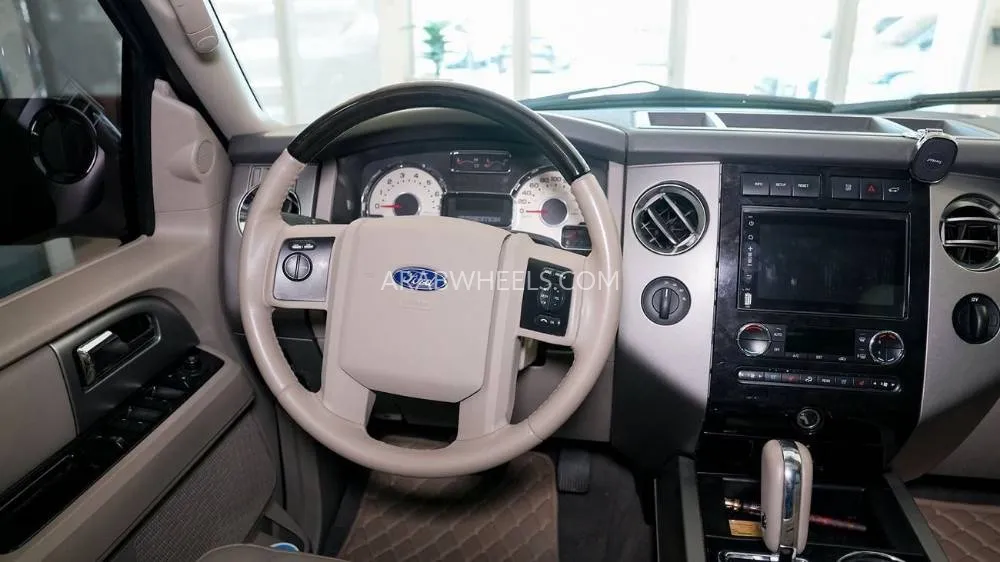 Ford Expedition 2014 for Sale in Sharjah Image-5