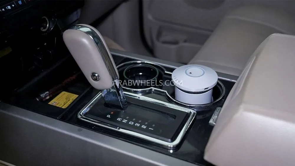 Ford Expedition 2014 for Sale in Sharjah Image-7