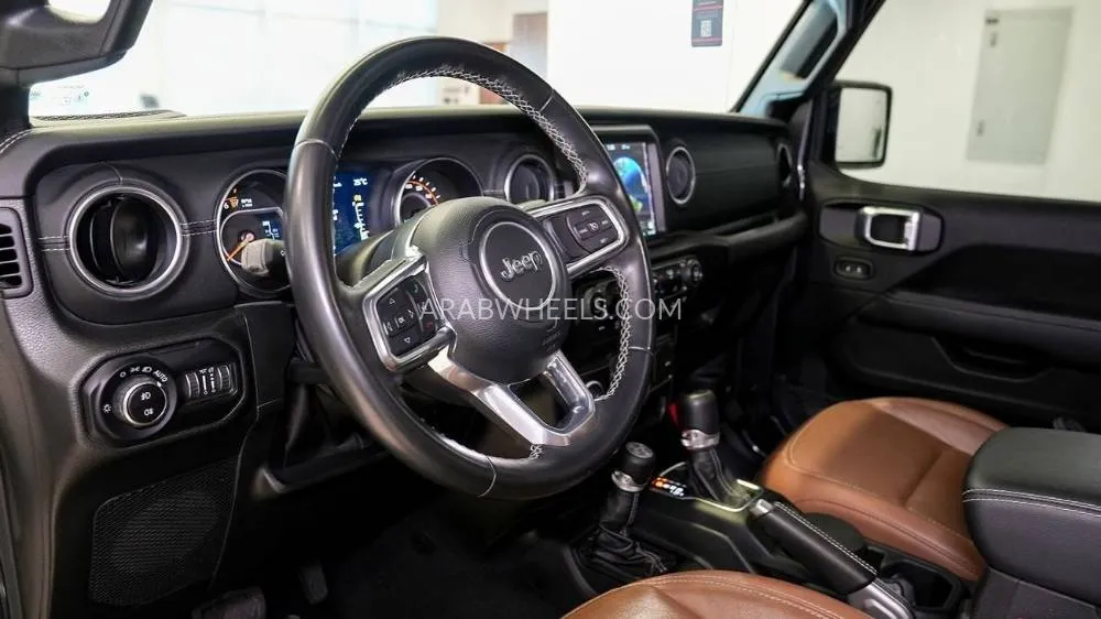 Jeep Wrangler 2022 for Sale in Sharjah Image-4