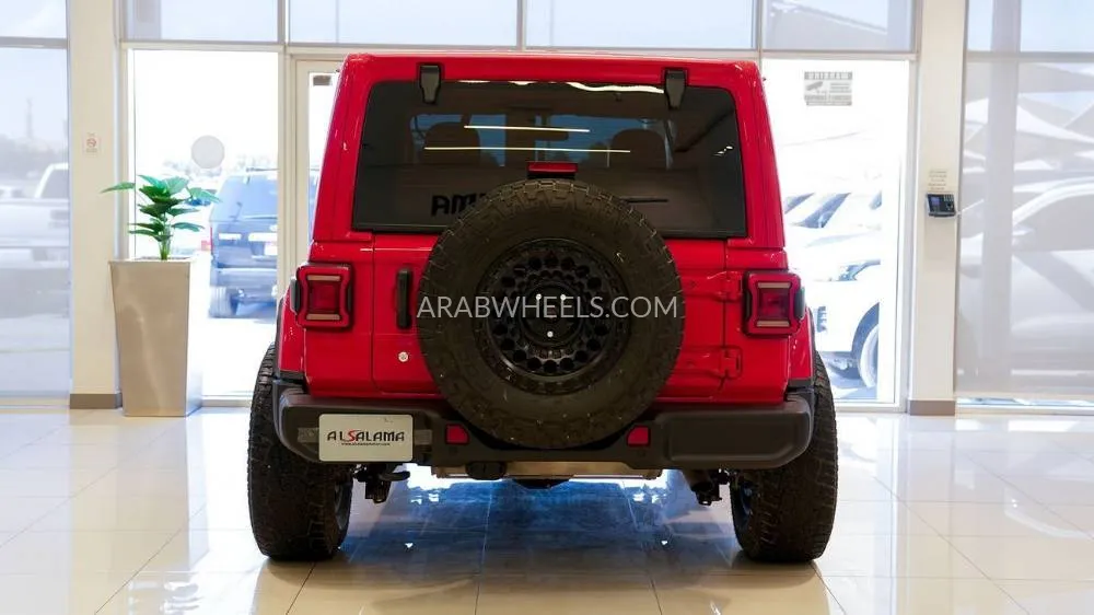 Jeep Wrangler 2018 for Sale in Sharjah Image-18
