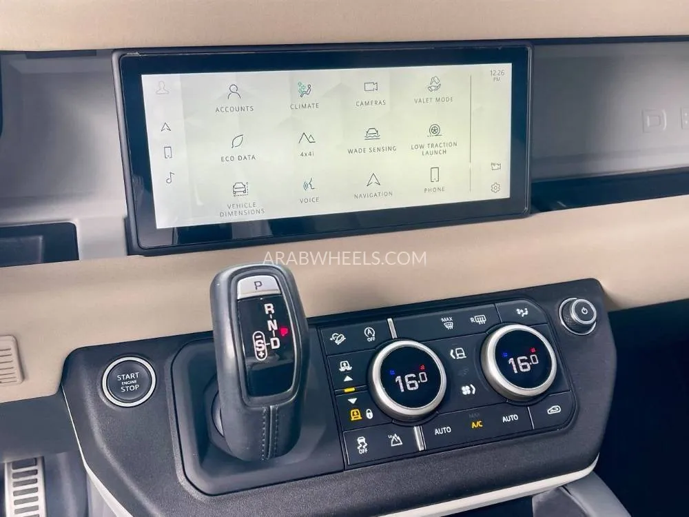 Land Rover Defender 2020 for Sale in Sharjah Image-17