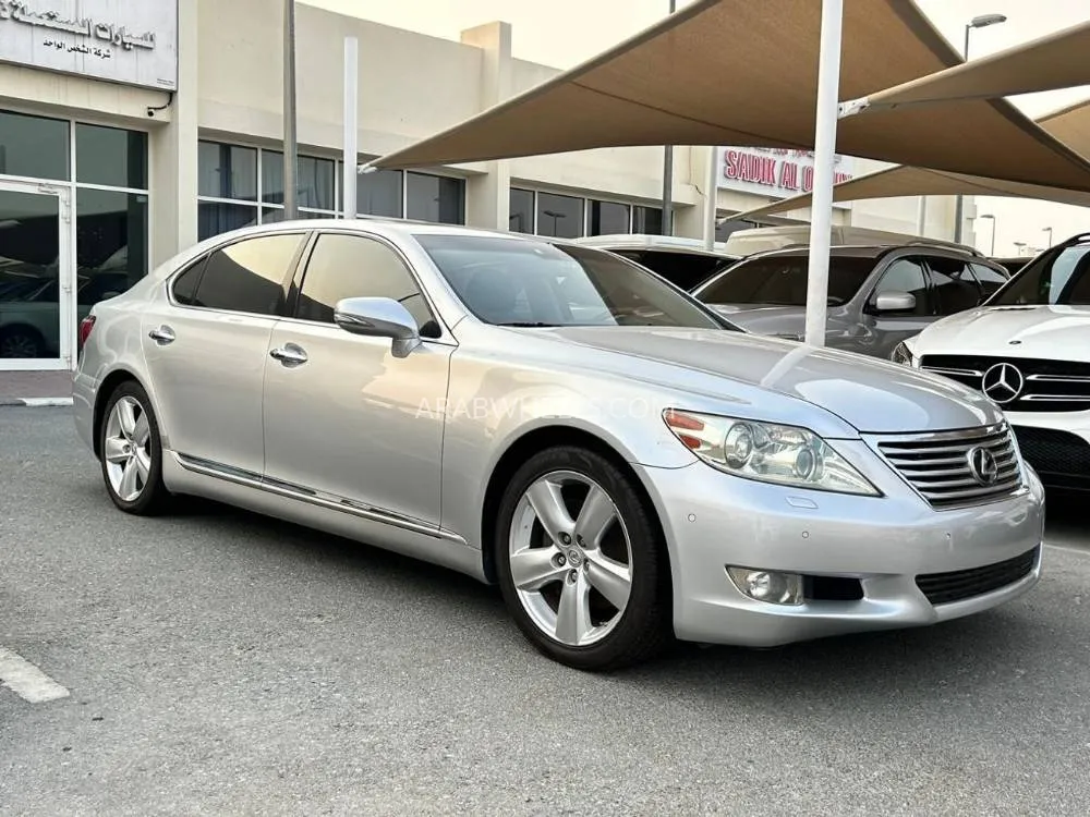 Lexus LS 2010 for Sale in Dubai Image-4