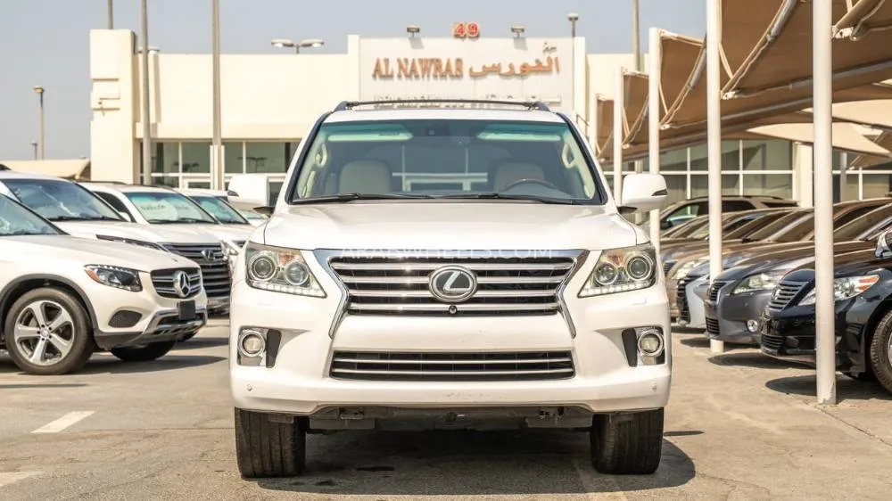 Lexus LX 2015 for Sale in Dubai Image-2
