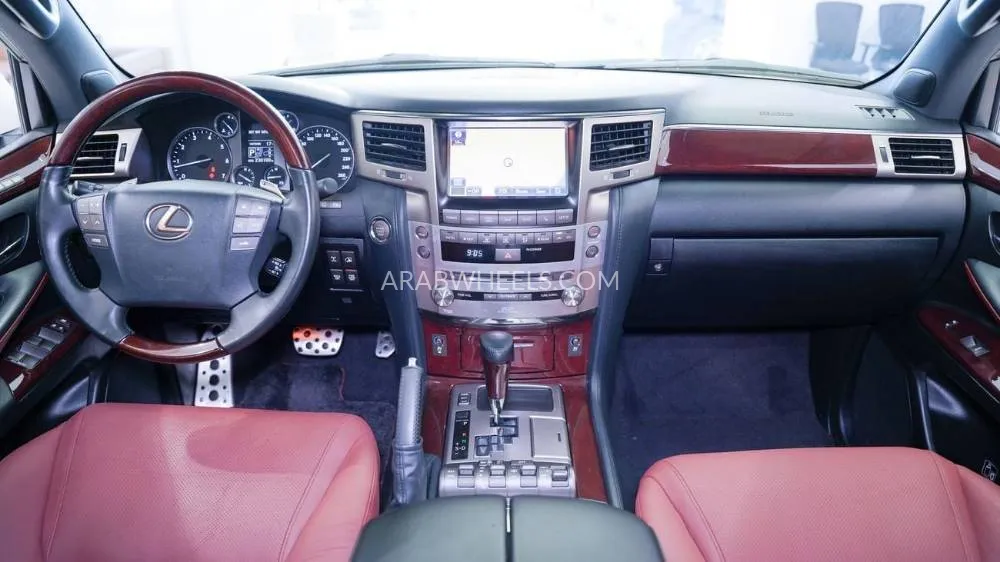 Lexus LX 2015 for Sale in Sharjah Image-5