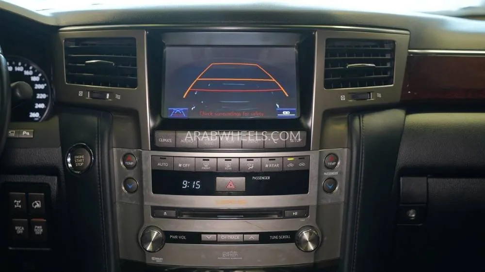 Lexus LX 2015 for Sale in Sharjah Image-7