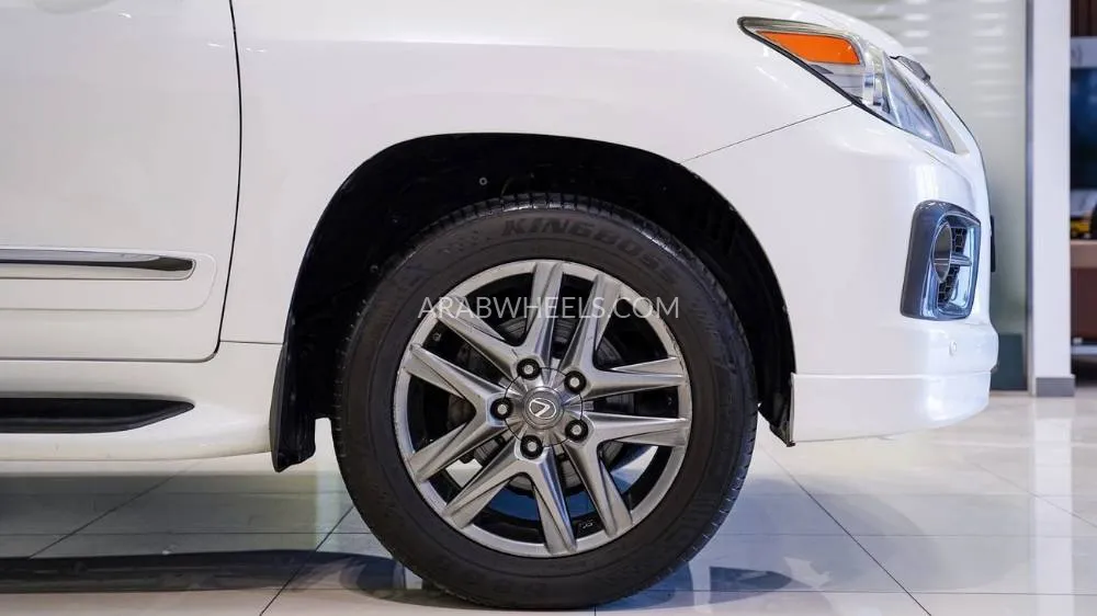 Lexus LX 2015 for Sale in Sharjah Image-23