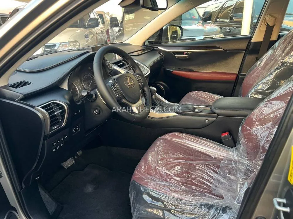 لكزس NX 2015 for Sale in الشارقة Image-7