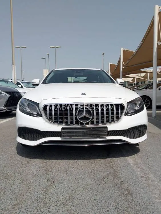 Mercedes Benz E Class 2018 for Sale in Dubai Image-2