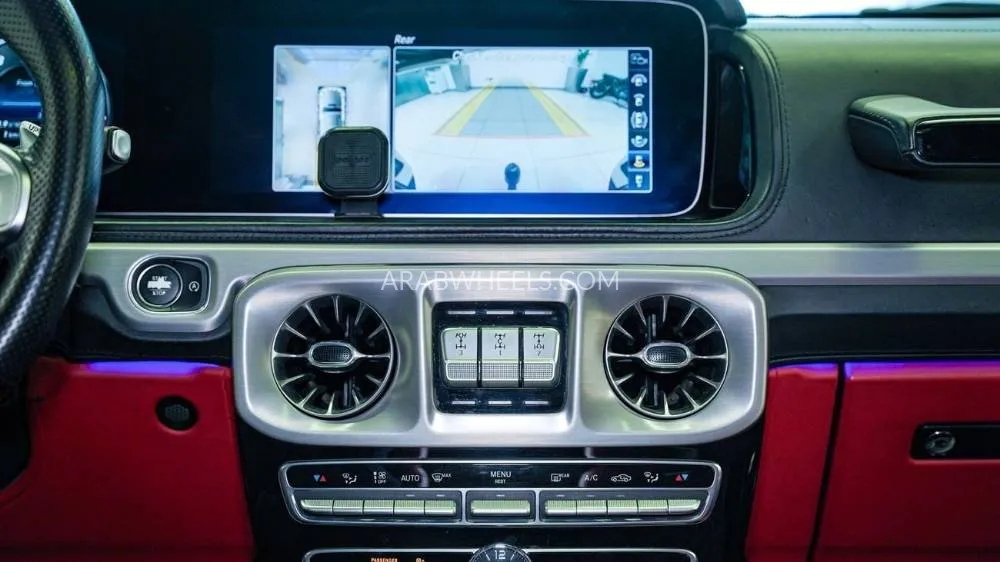 Mercedes Benz G Class 2019 for Sale in Sharjah Image-18