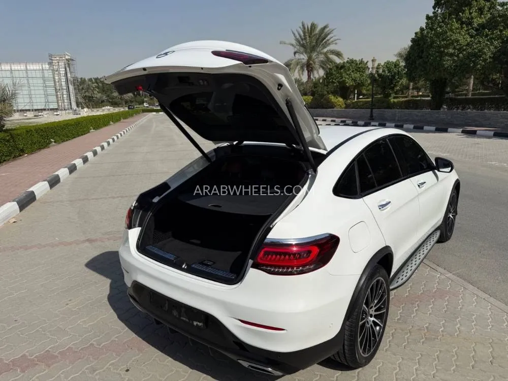 Mercedes Benz GLC Class 2021 for Sale in Dubai Image-16