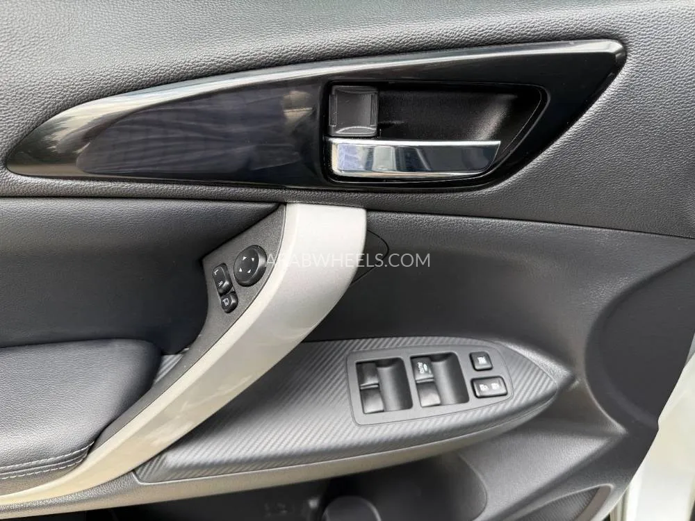 Mitsubishi Eclipse Cross 2024 for Sale in Sharjah Image-19