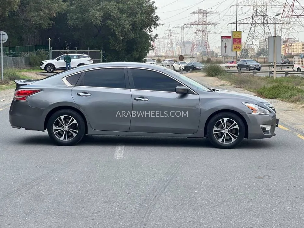 نيسان التيما 2015 for Sale in الشارقة Image-18