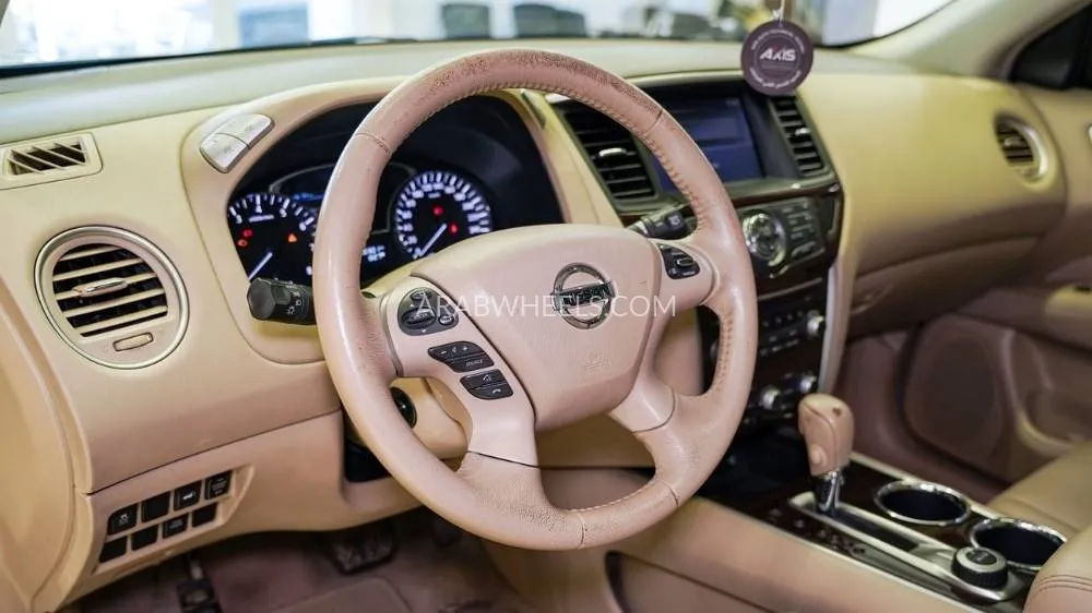 Nissan Pathfinder 2013 for Sale in Sharjah Image-4