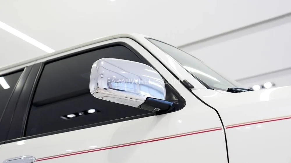 Nissan Patrol 2023 for Sale in Sharjah Image-13