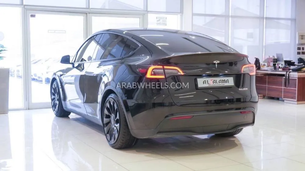 Tesla Model Y 2023 for Sale in Sharjah Image-4