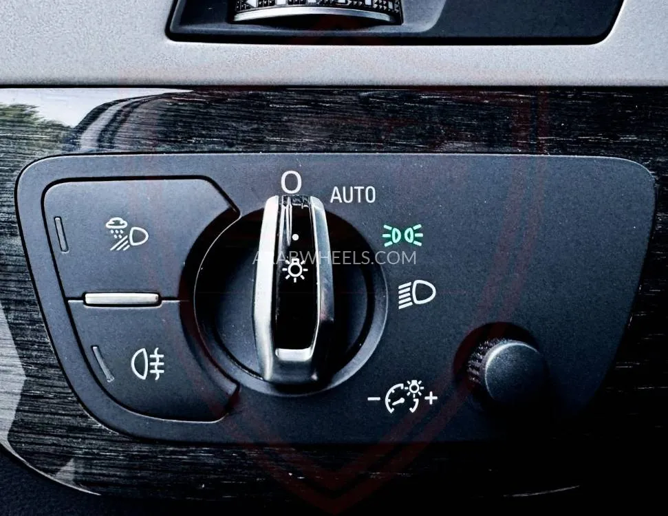 أودي Q7 2017 for Sale in الشارقة Image-22