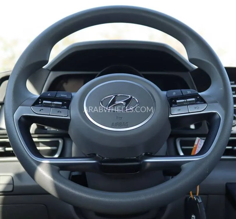 Hyundai Elantra 2022 for Sale in Sharjah Image-12