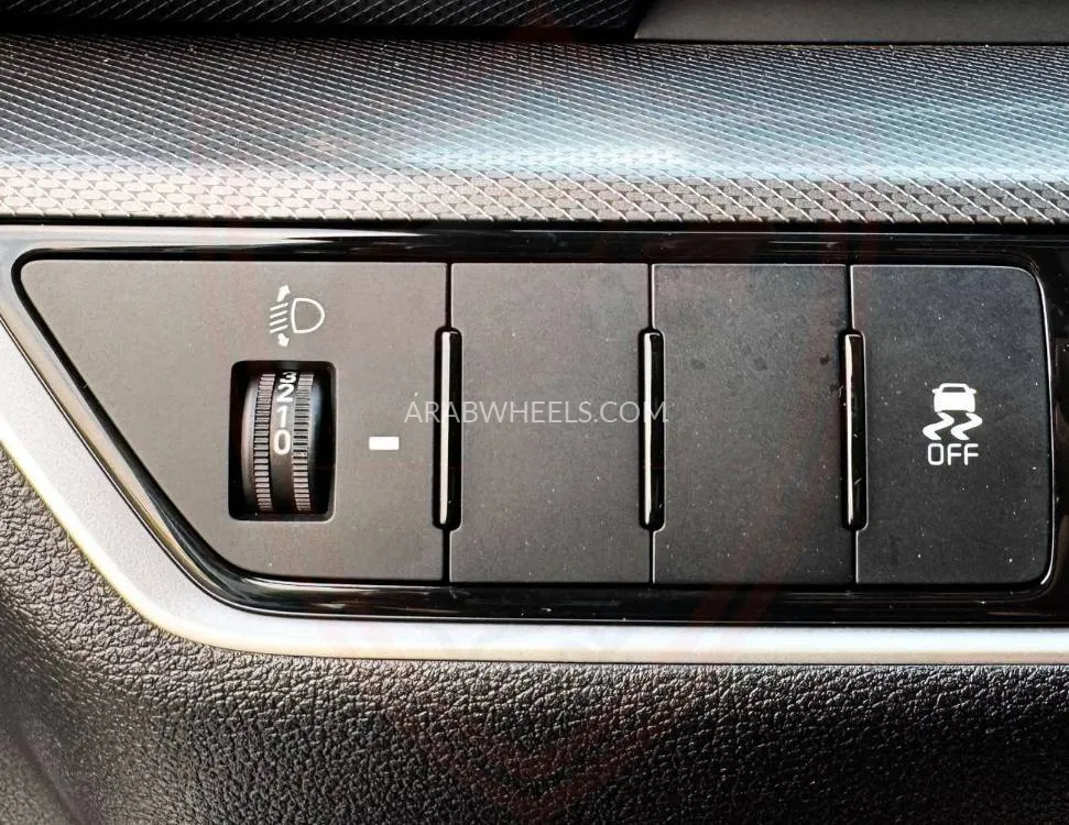 كيا سبورتاج إل 2025 for Sale in الشارقة Image-17