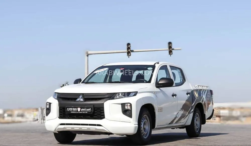 Mitsubishi L200 2021 for Sale in Sharjah Image-3