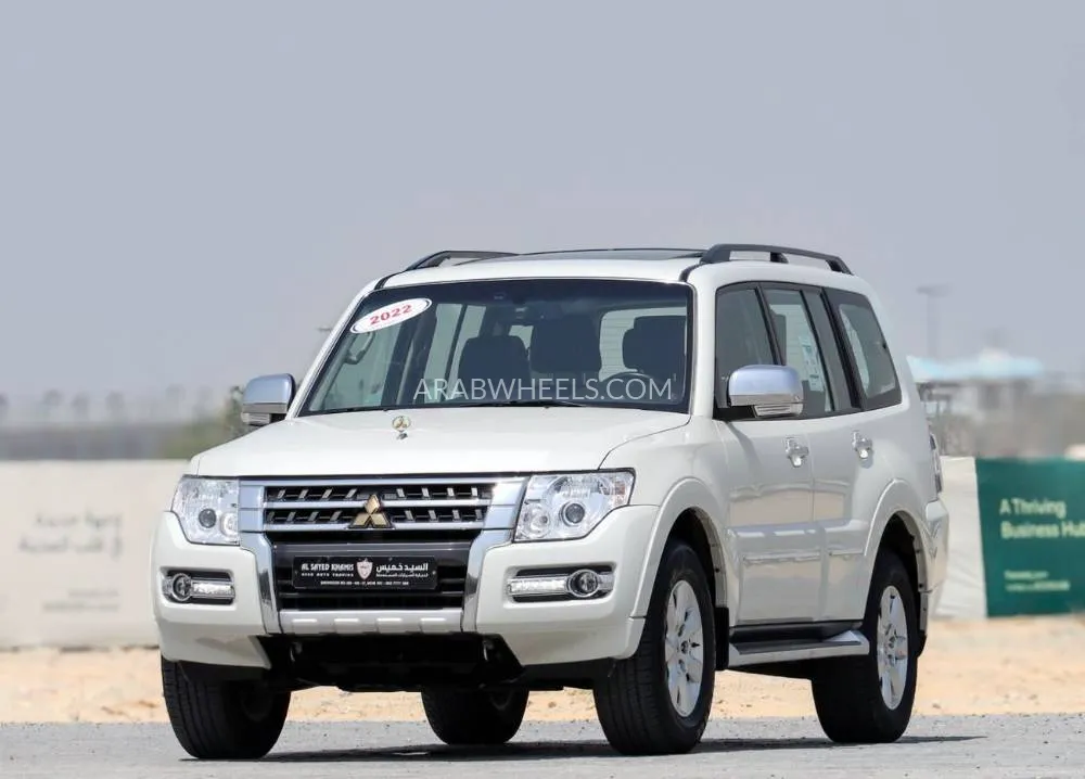 Mitsubishi Pajero 2022 for Sale in Sharjah Image-3