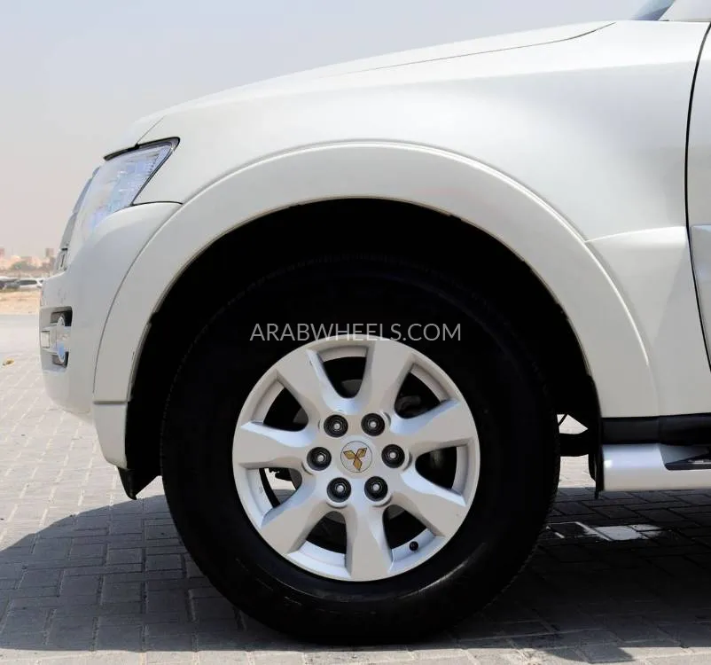 Mitsubishi Pajero 2022 for Sale in Sharjah Image-21