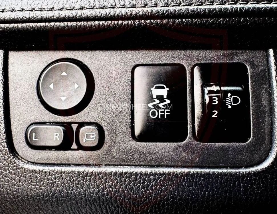 Mitsubishi Xpander 2024 for Sale in Sharjah Image-17