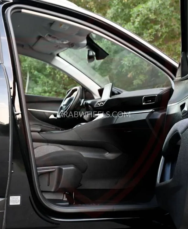 بيجو 3008 2023 for Sale in الشارقة Image-9