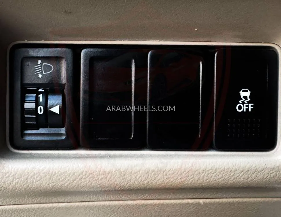 Suzuki Ciaz 2023 for Sale in Sharjah Image-14