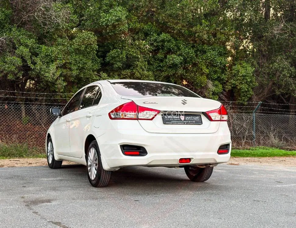 Suzuki Ciaz 2023 for Sale in Sharjah Image-4