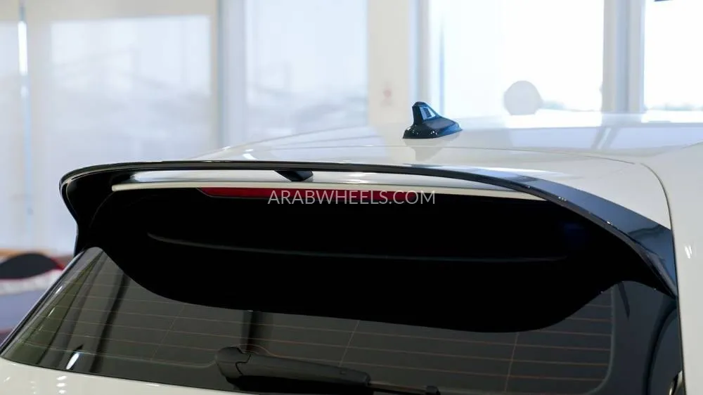  فولكس واجن R جولف  2024 for Sale in الشارقة Image-14