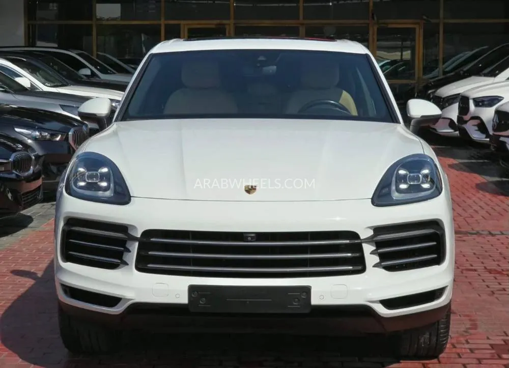 Porsche Cayenne 2018 for Sale in Dubai Image-3
