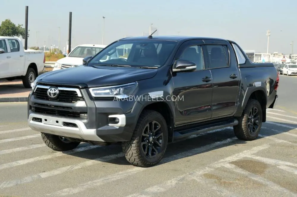 Toyota Hilux 2021 for Sale in Dubai Image-2