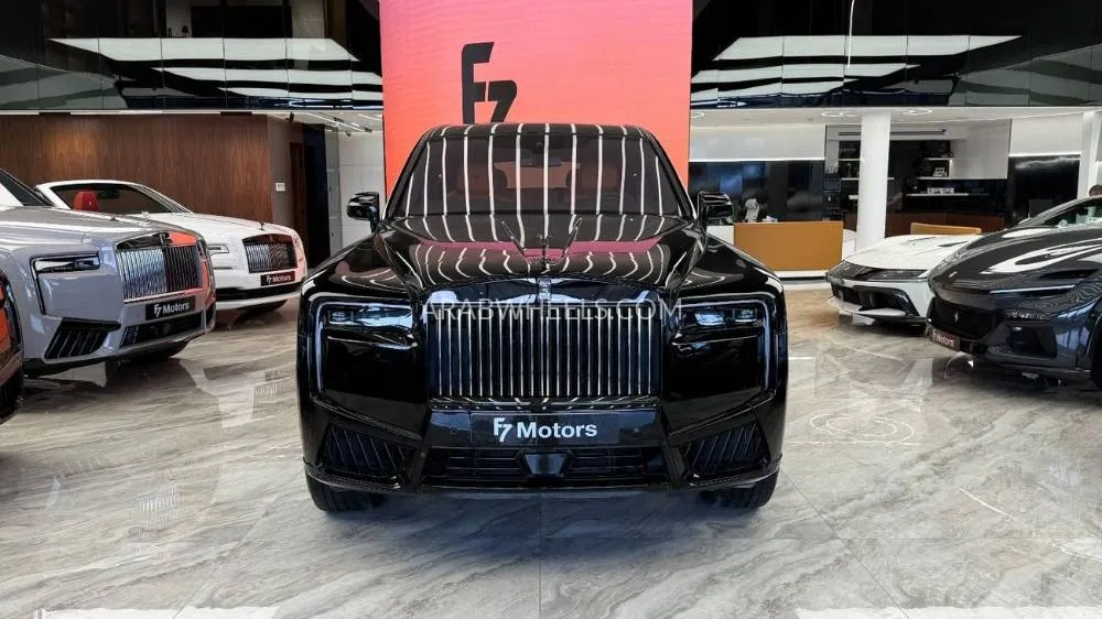 Rolls Royce Cullinan 2025 for Sale in Dubai Image-2