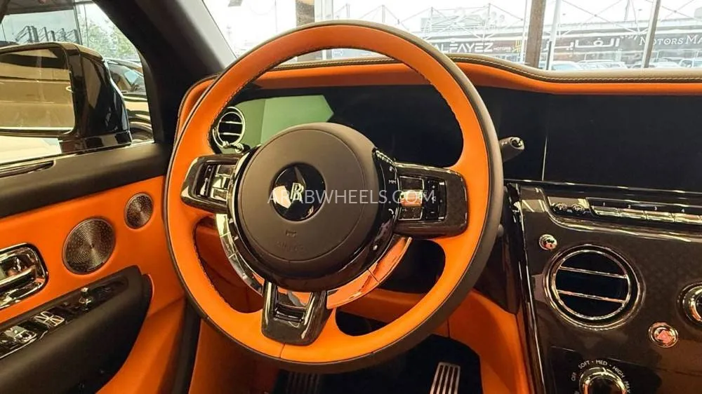 Rolls Royce Cullinan 2025 for Sale in Dubai Image-4