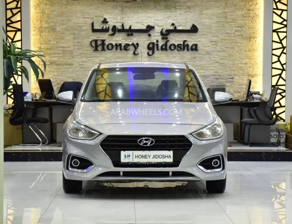 Hyundai Accent 2020 for Sale in Dubai Image-2