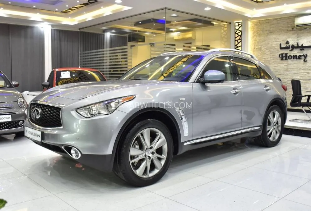 Infiniti QX70 2020 for Sale in Dubai Image-3