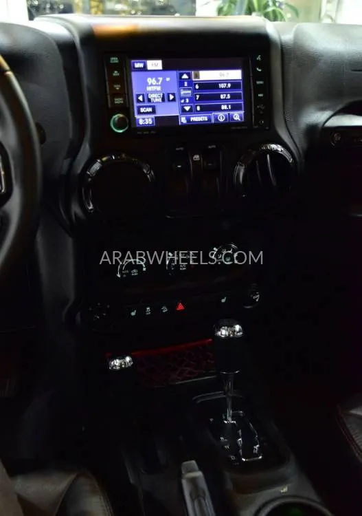 Jeep Wrangler 2017 for Sale in Dubai Image-18