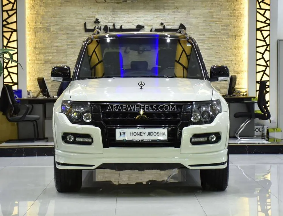 ميتسوبيشي باجيرو سبورت 2020 for Sale in دبي Image-2