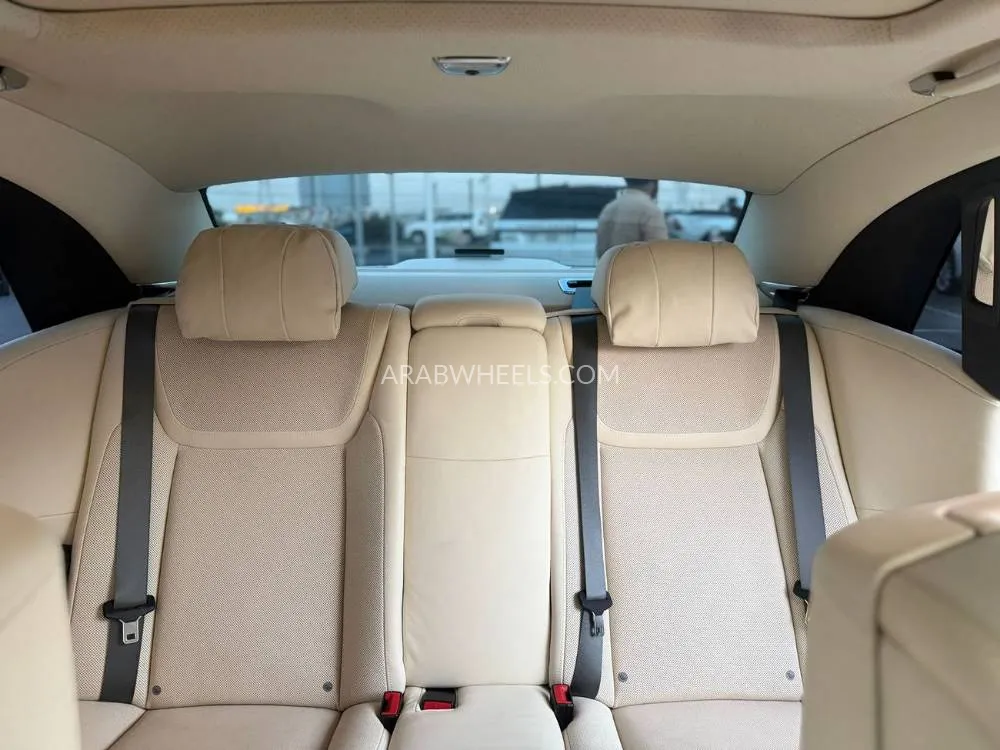 Rolls Royce Ghost 2016 for Sale in Dubai Image-9