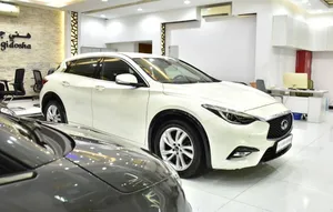 Infiniti Q30 2.0L Basic 2018 for Sale