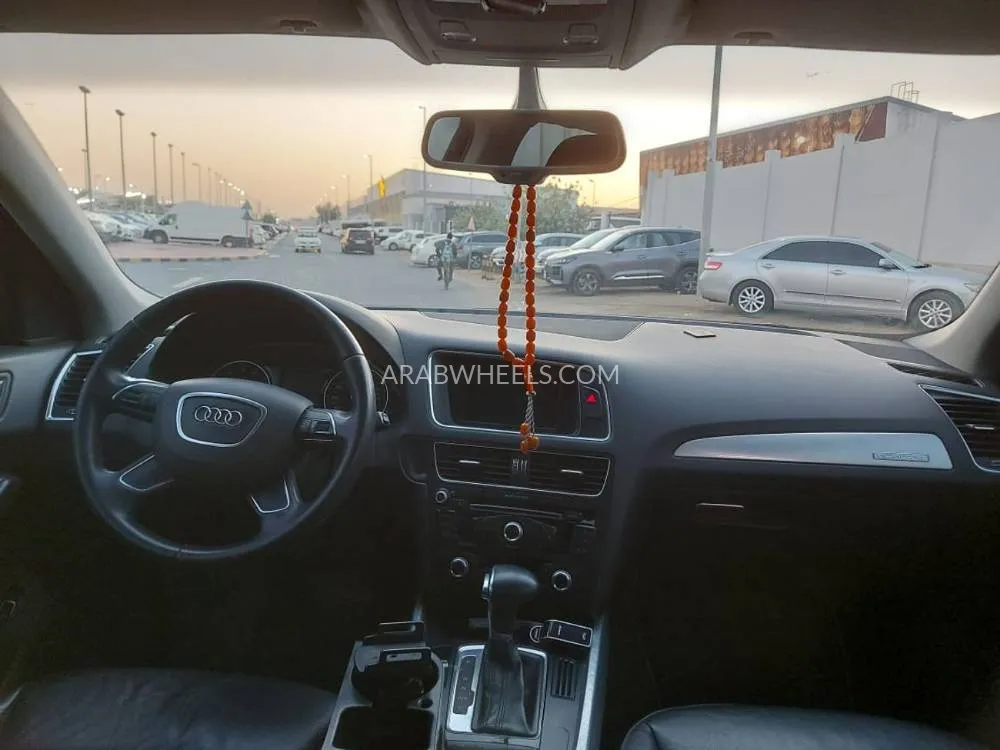 Audi Q5 2015 for Sale in Sharjah Image-13